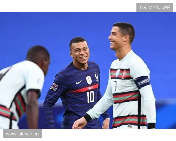 奥斯梅恩：从新星到世界级中锋的荣誉跃迁分析