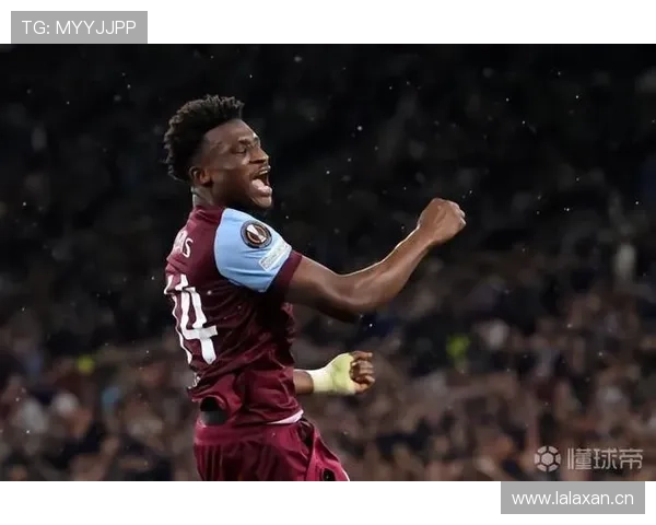 库杜斯在西汉姆体系中的战术角色与位置解析