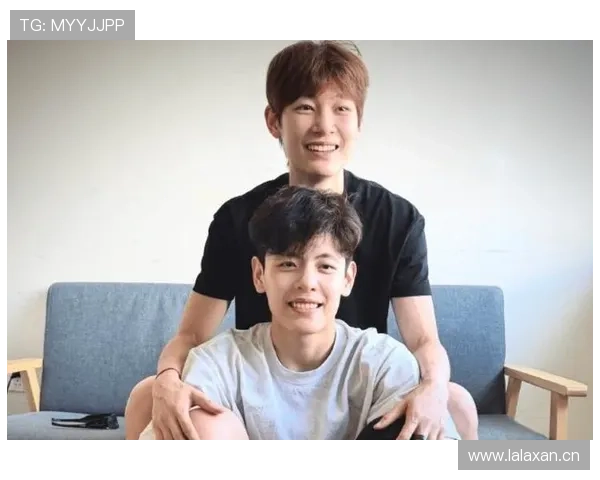 杨舒予家里衣柜塞满爱马仕，训练完直接换包走人